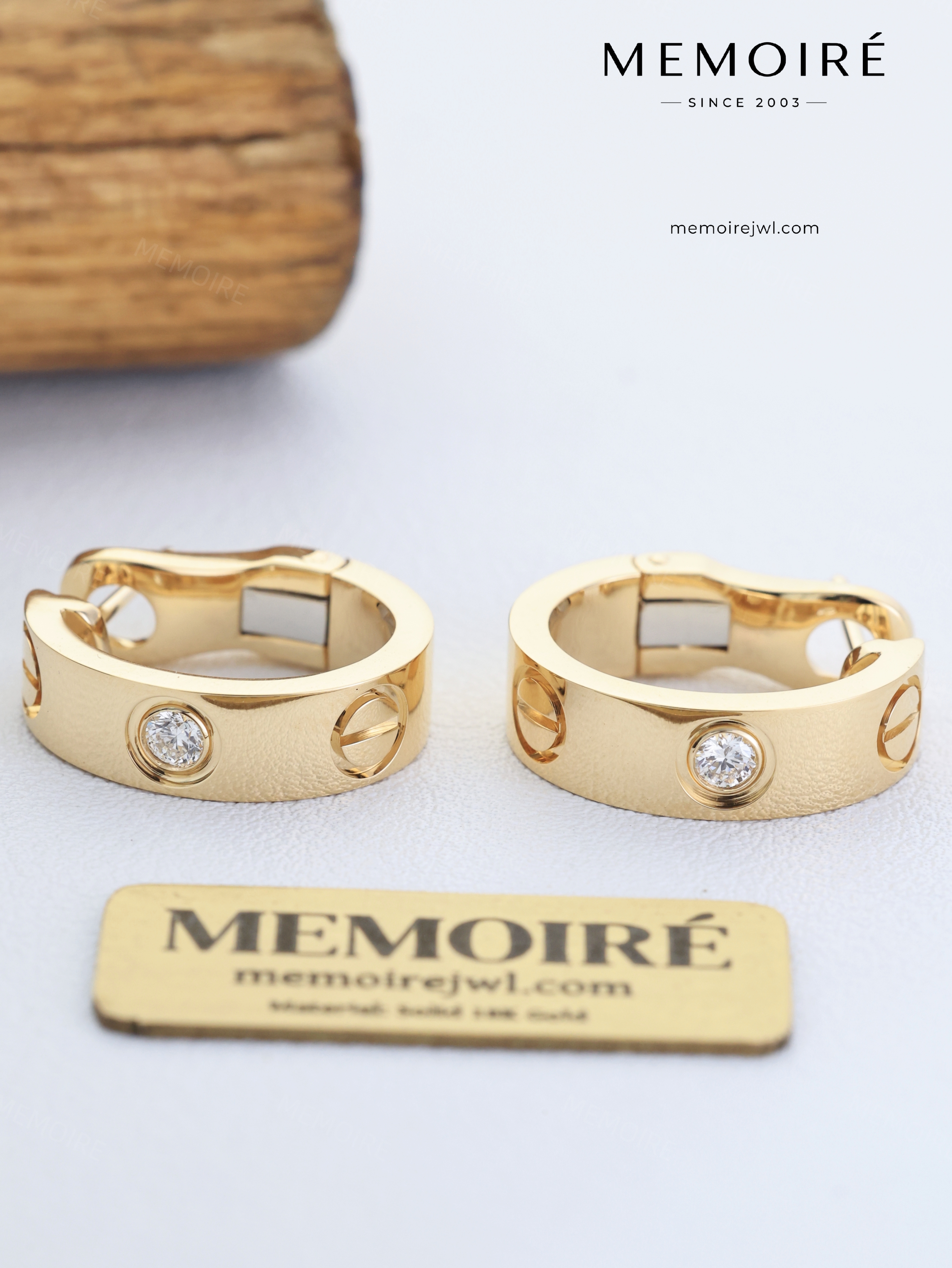 MEMOIRÉ 18K Yellow Gold Wide Band LOVE Hoop Earrings with Single Diamond