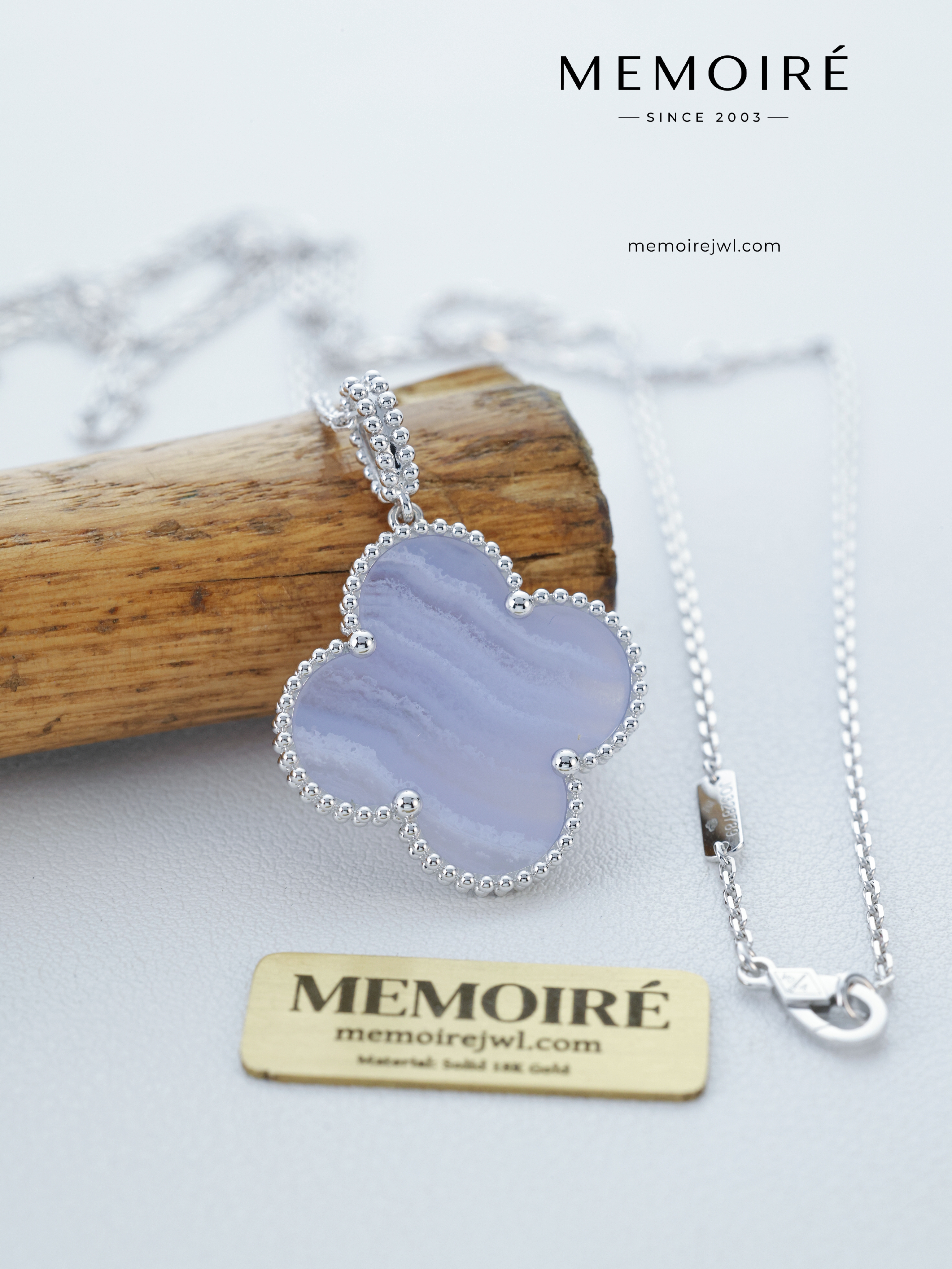 MEMOIRÉ 18K White Gold 26mm Purple Jade Single Flower Necklace