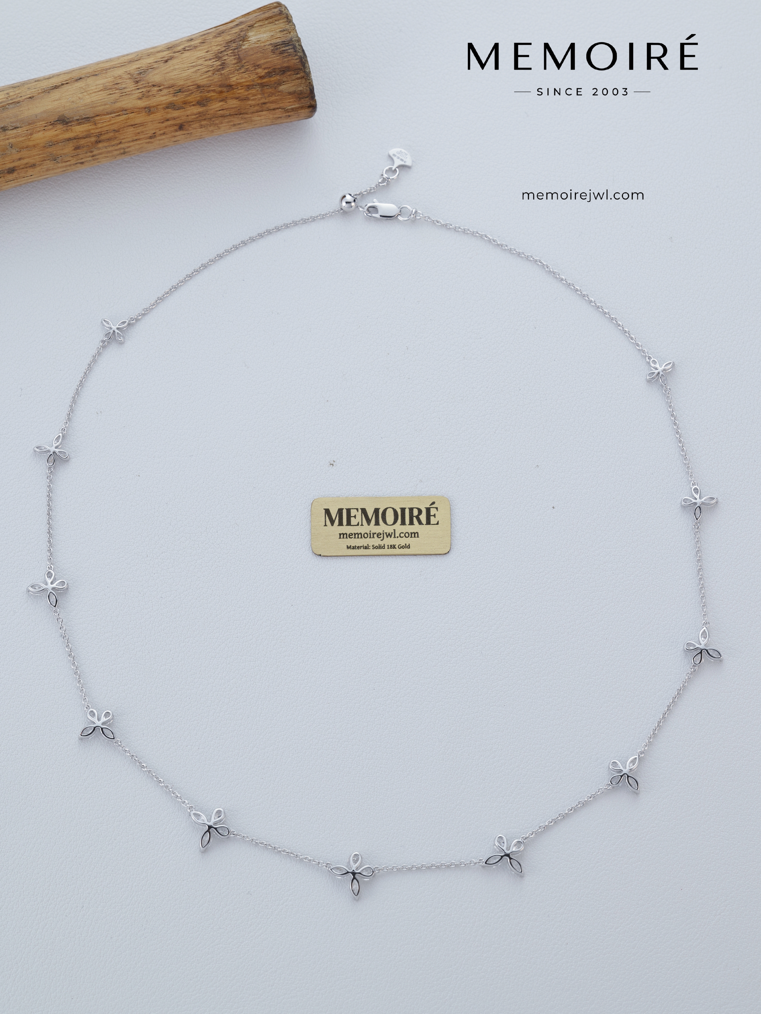 MEMOIRÉ 18K White Gold 10 Marquise Butterfly Necklace