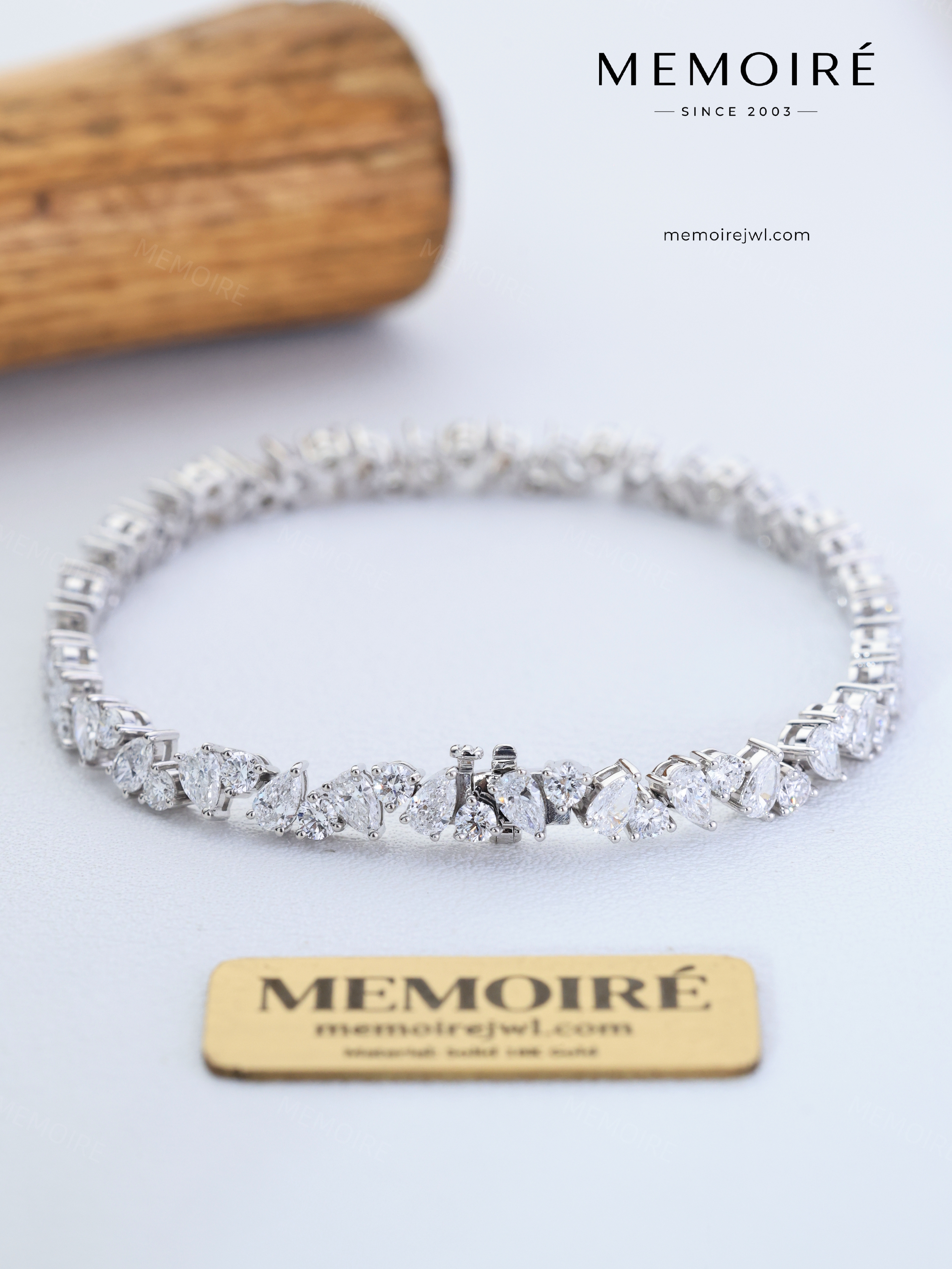 MEMOIRÉ 14K White Gold Alternating Pear & Round Stone Tennis Bracelet
