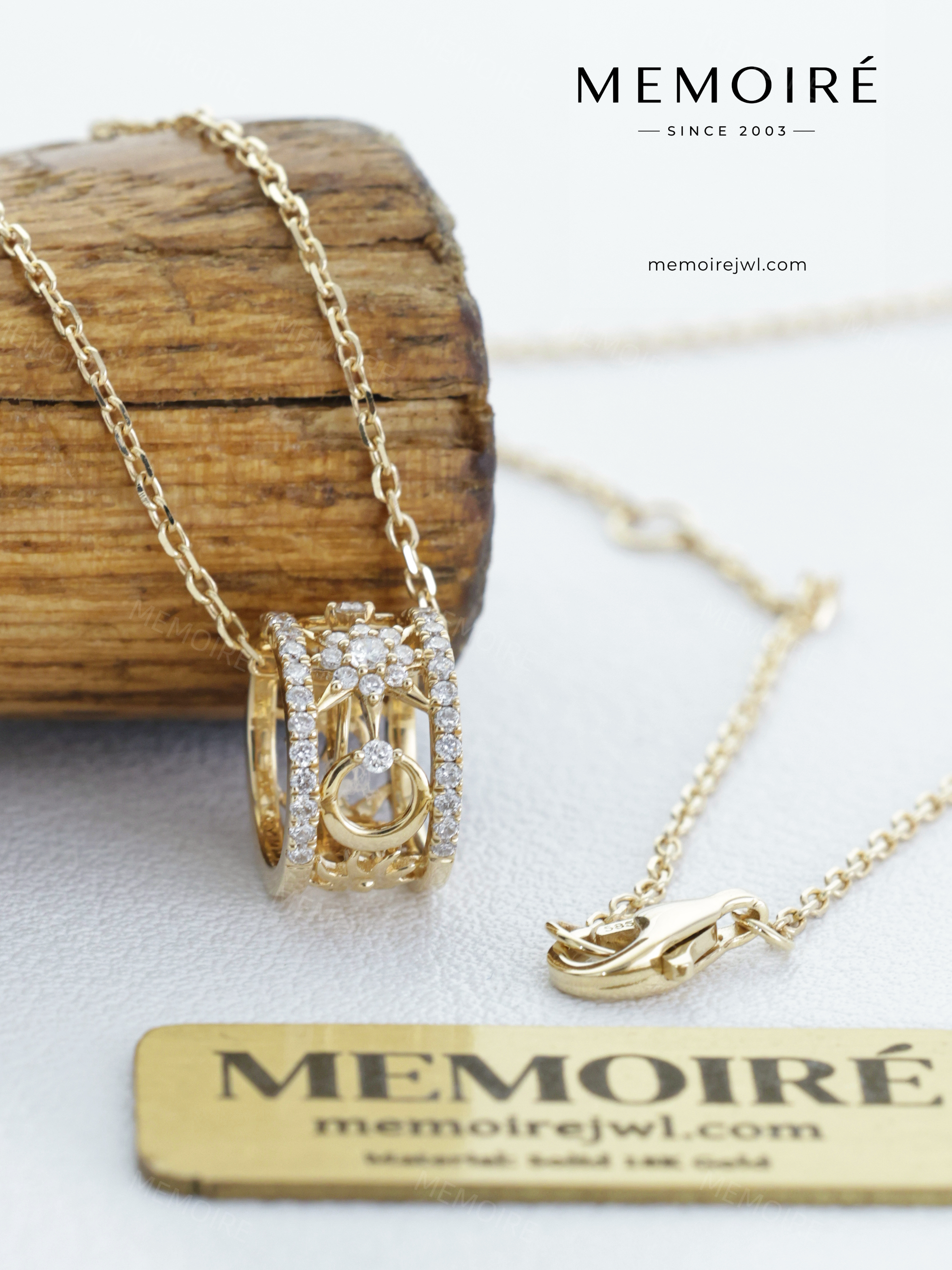 MEMOIRÉ 14K Yellow Gold Six Pointed Star Necklace