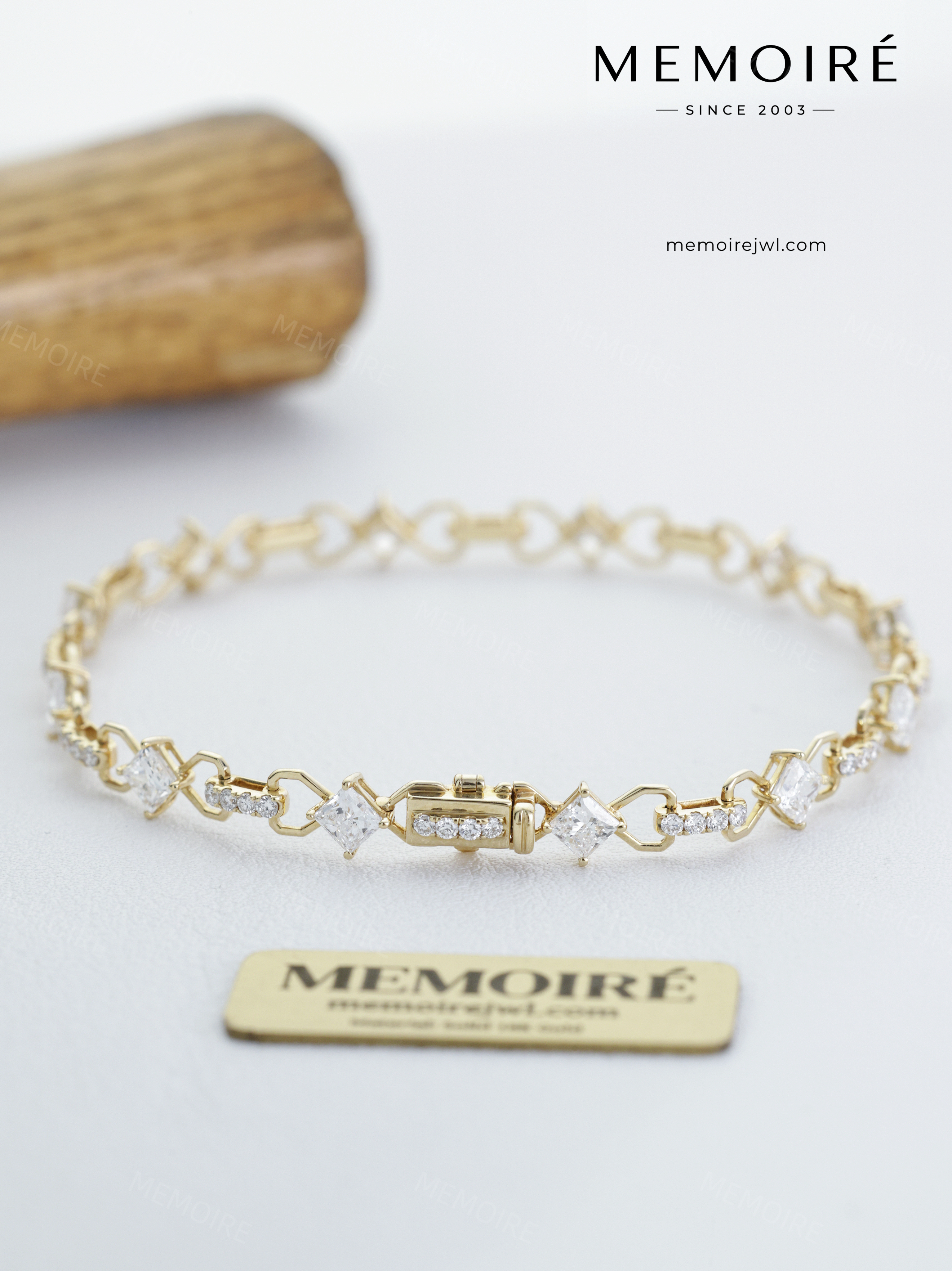 MEMOIRÉ 14K Yellow Gold Openwork Heart Bracelet
