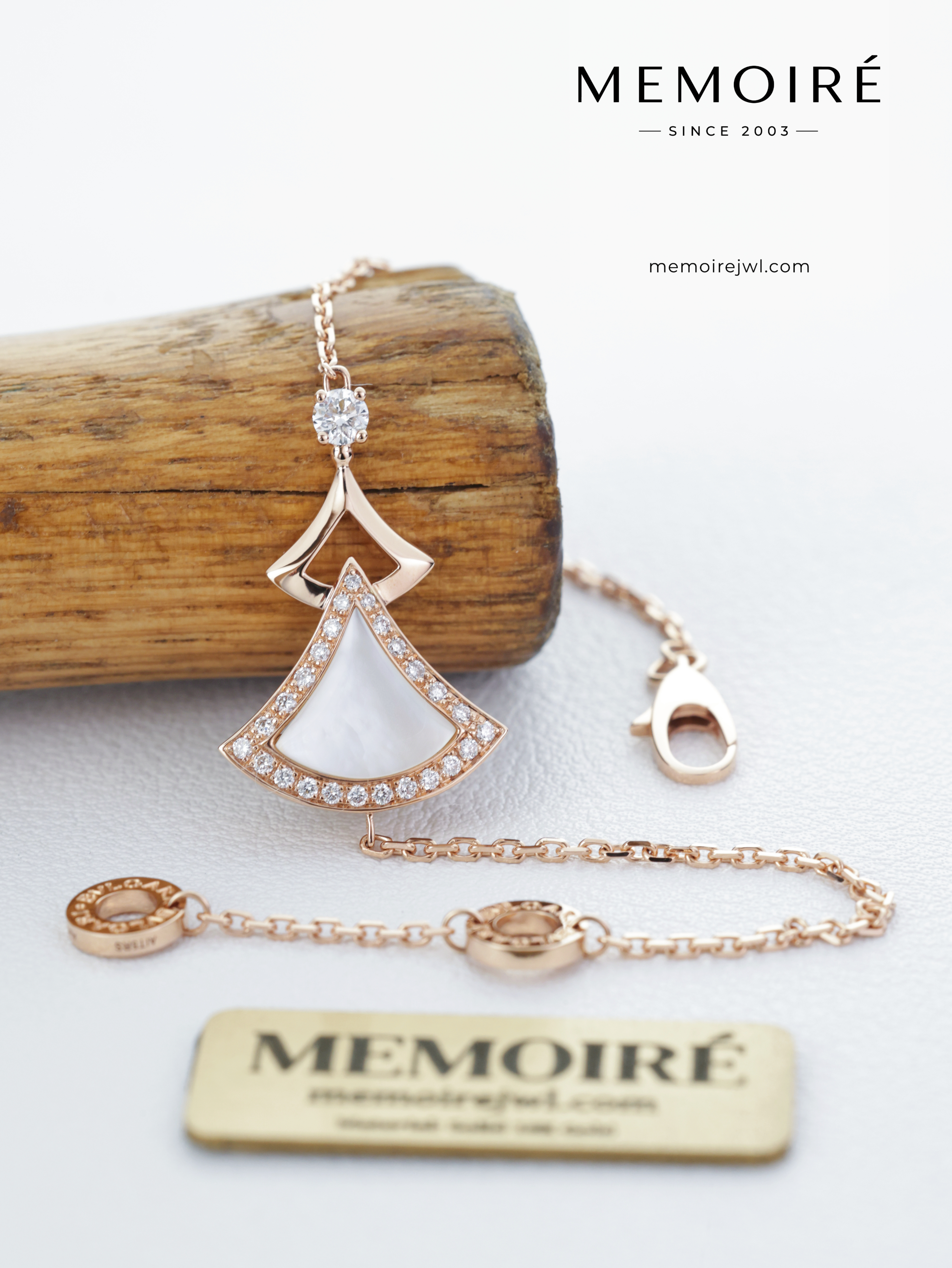 MEMOIRÉ 18K Rose Gold White Mother-of-Pearl Fan Bracelet