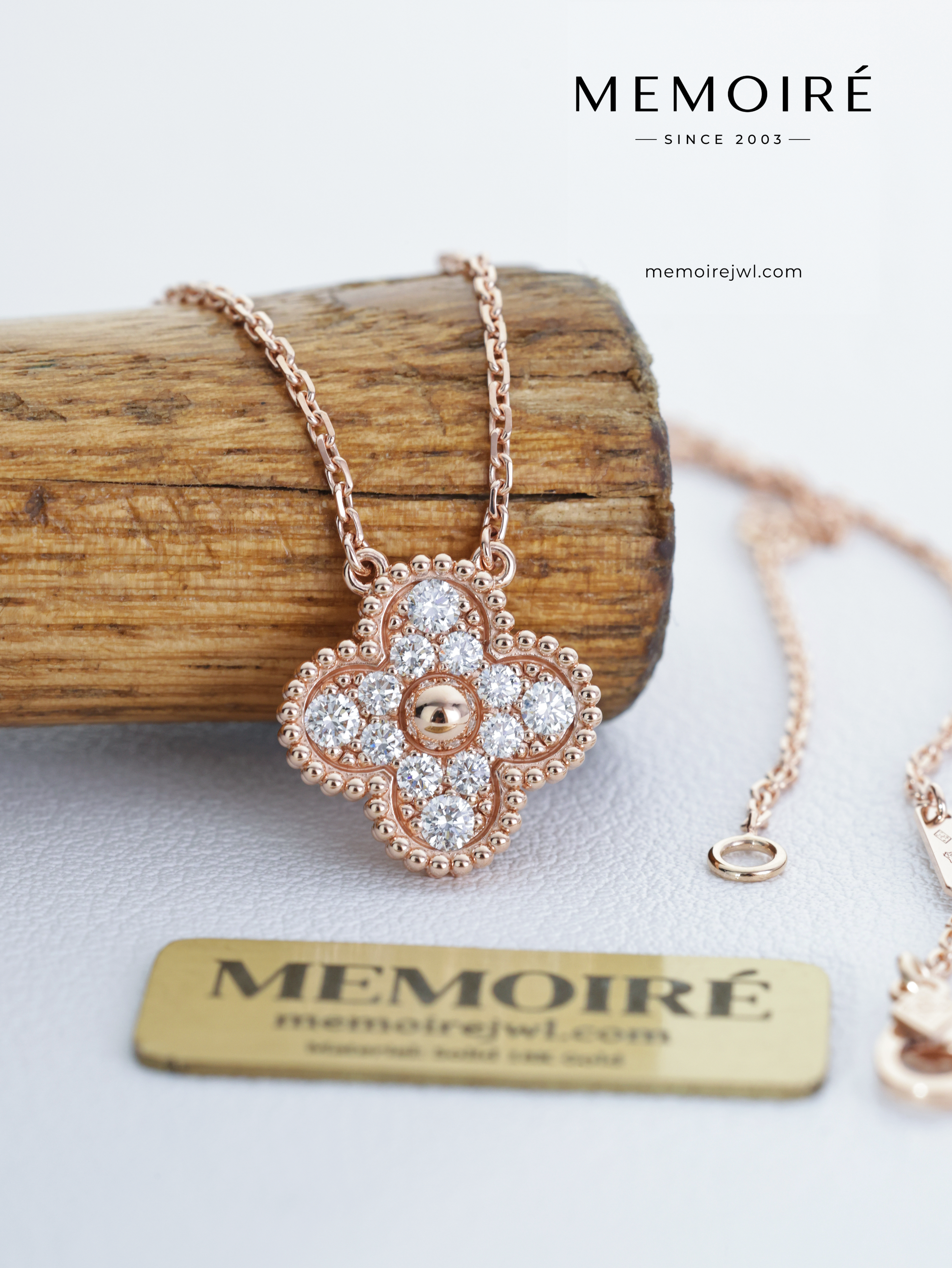 MEMOIRÉ 18K Rose Gold Full Pavé Single Flower Necklace