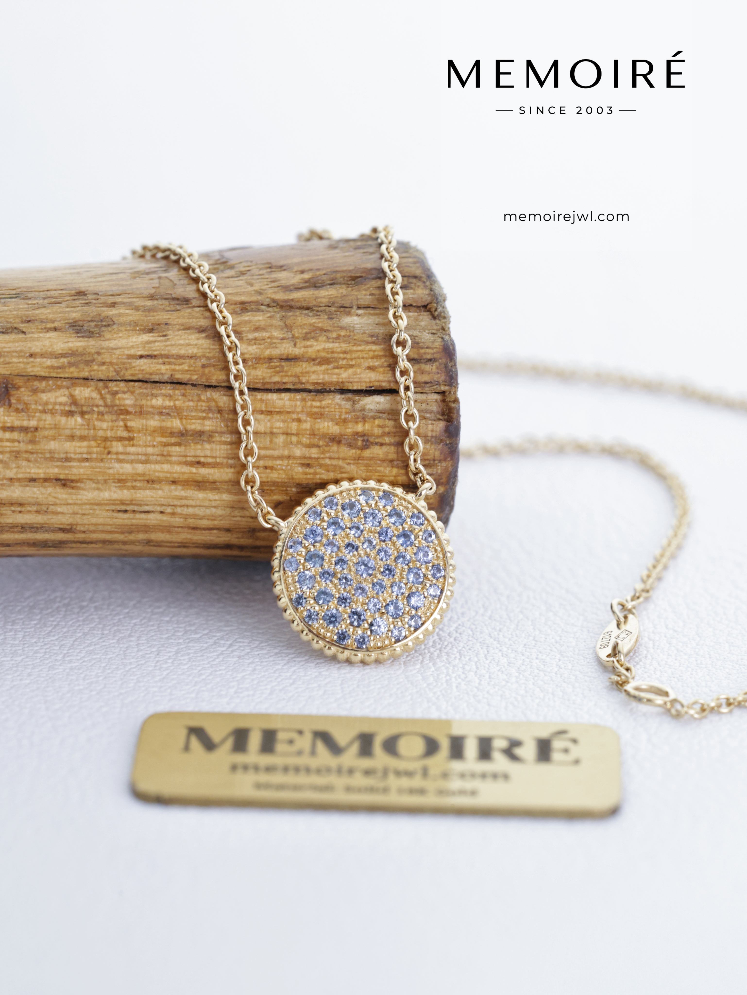 MEMOIRÉ 18K Yellow Gold Sapphire Compass Pendant Necklace